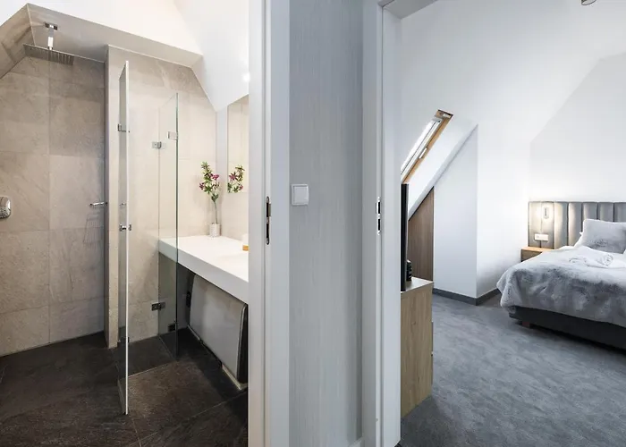 Gerlach House & Z Sauna شقة زاكوباني